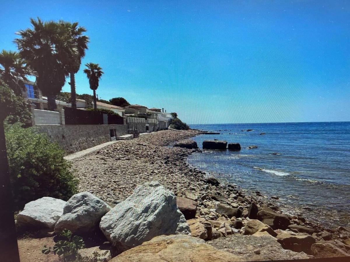 Pin Rollan Beach Saint-Mandrier-sur-Mer Exterior photo
